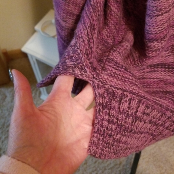 💜New Style & Sweater 💜 - Picture 7 of 8